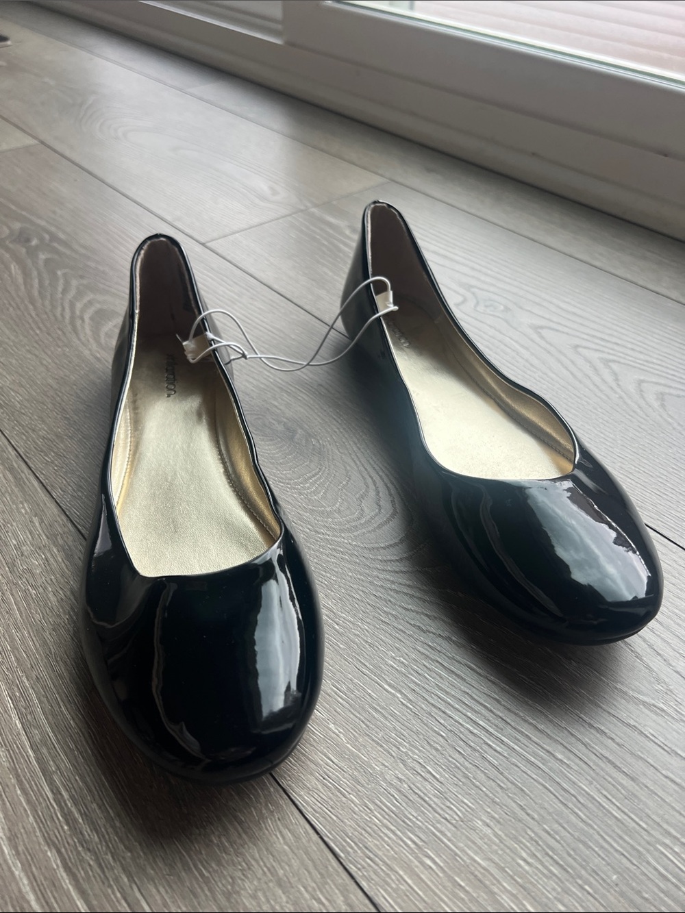 Xhilaration Black Patent Low-Profile Ballet Flats